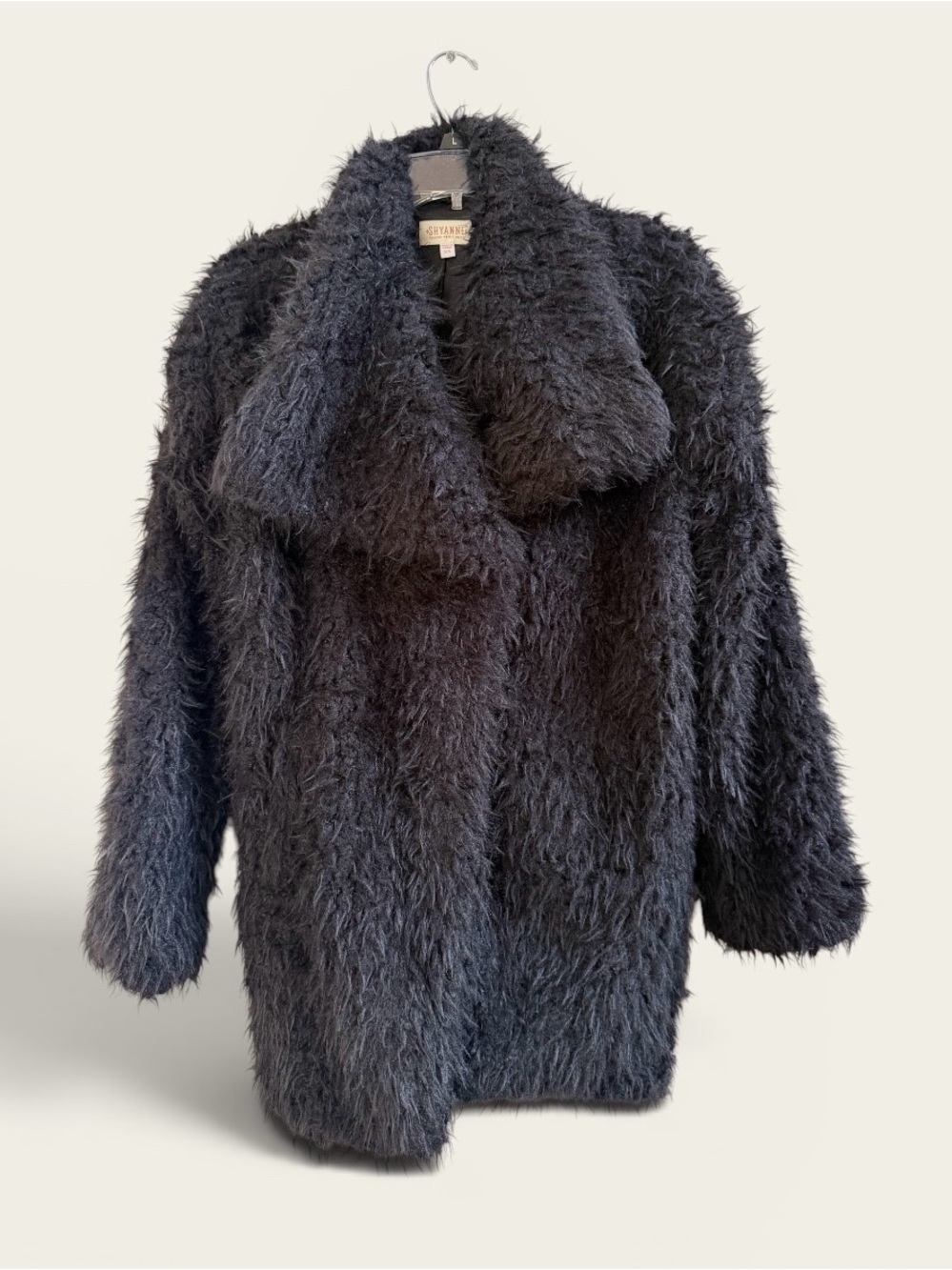 Shyanne black faux fur teddy jacket
